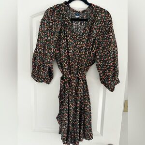 Old Navy Floral button detail dress